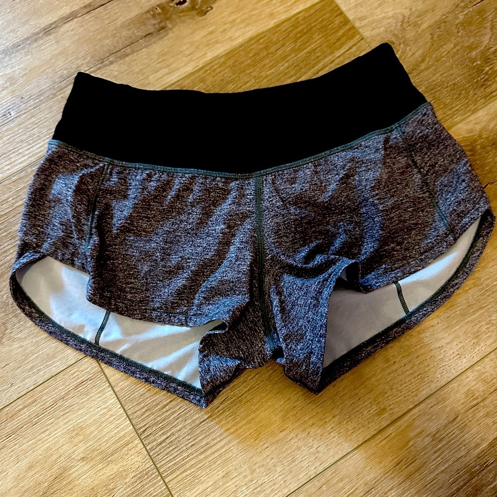 Lululemon 2.5” LR Speed Up Heather Lux Multi Black Shorts 0